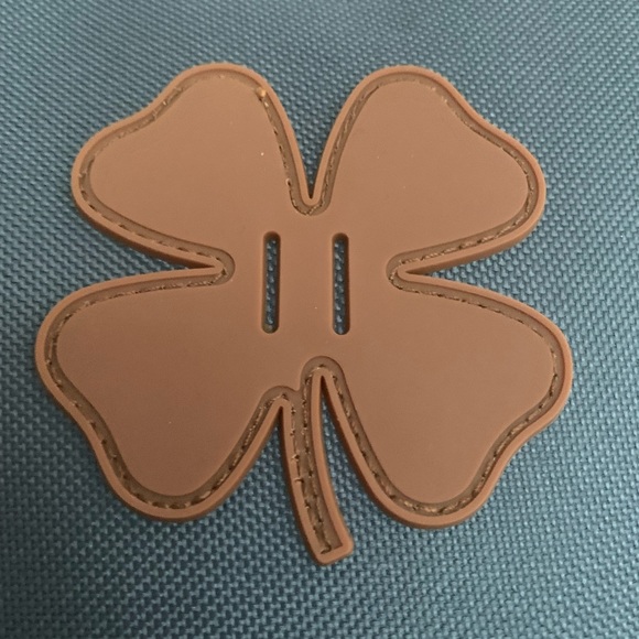 NWT 🍀 Lucky Brand: Gray Canvas, Brown Faux Leather, 18x12x5.5 inches, Zips Logo - Picture 4 of 12